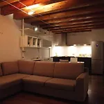 La Casa Di Leo Lägenhet *