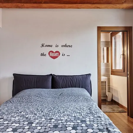 Lägenhet La Casa Di Leo *
