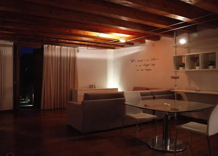 La Casa Di Leo